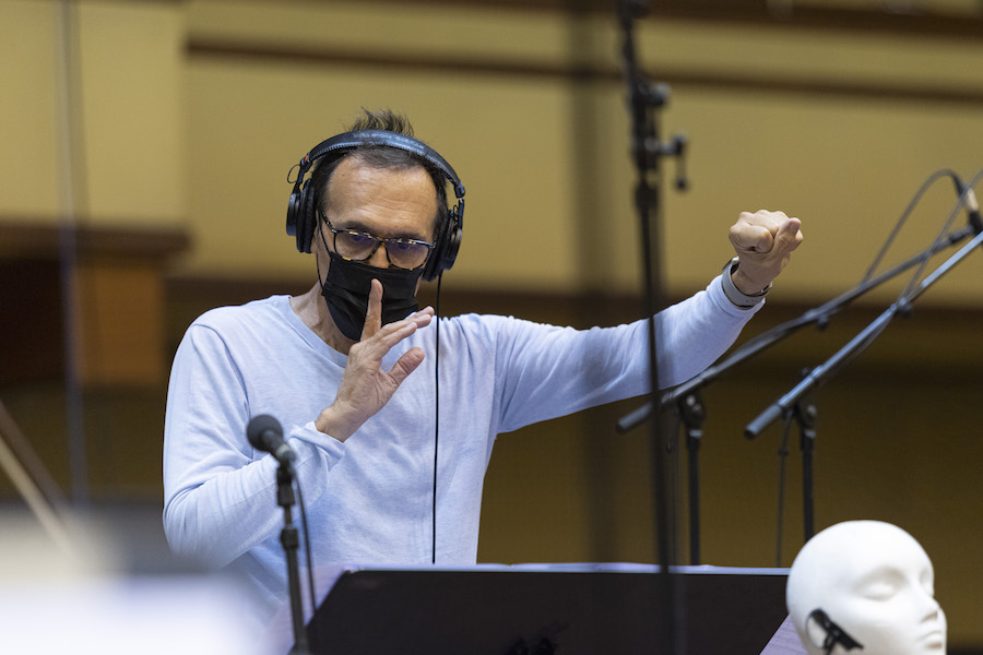 Alberto Iglesias graba la banda sonora de 'Maixabel' de Icíar Bollaín junto a la Euskadiko Orkestra